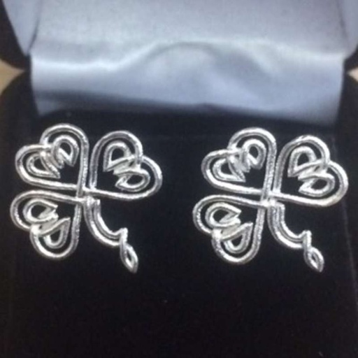 [SEAMe] Shamrock Knot Earrings